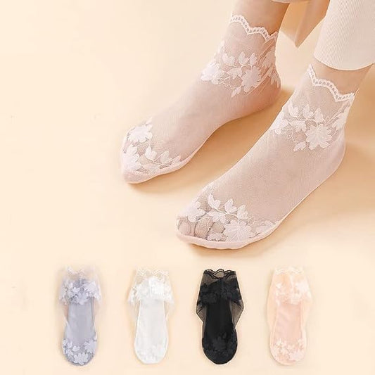 FloraLace™ Sheer Floral Ankle Socks